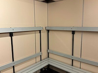 Kleedkamerwand met 8 deuren - afbeelding 1 van  7