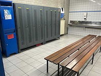 Kleedruimte inventaris - afbeelding 1 van  29