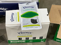 Kleenex - display met hygiëne materialen - afbeelding 5 van  11