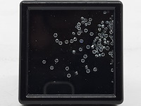 Klein behandeld blauwe diamanten, totaal 1,03 karaats