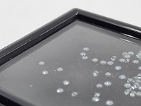 Klein behandeld blauwe diamanten, totaal 1,03 karaats - afbeelding 3 van  7