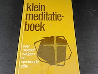 Klein meditatie boek - afbeelding 1 van  5