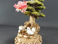 Kleine boom met bloem - afbeelding 2 van  5