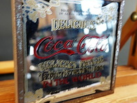 Kleine coca-cola reclame spiegel in metalen lijst - afbeelding 2 van  4
