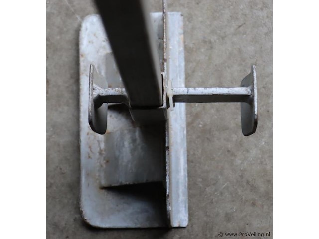 Klembeugel voor randmontage - afbeelding 3 van  3