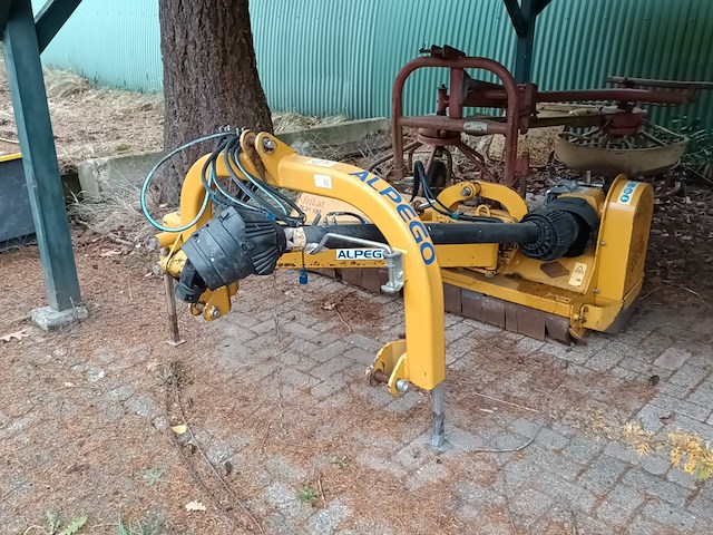 Klepelmaaier, alpego, tl31 - 180, 2003 - afbeelding 1 van  9