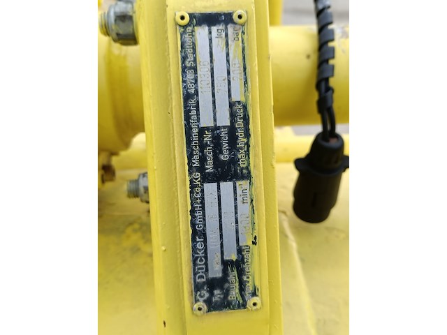 Klepelmaaier, ducker, umx 18 hvx, 2011 - afbeelding 9 van  11