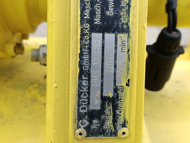 Klepelmaaier, ducker, umx 18 hvx, 2011 - afbeelding 10 van  11