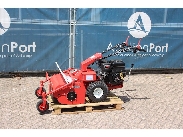 Klepelmaaier farmland 680l benzine 10pk 2026 nieuw - afbeelding 1 van  1
