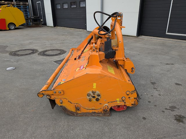 Klepelmaaier, humus, a 180 h, 2014 - afbeelding 10 van  17