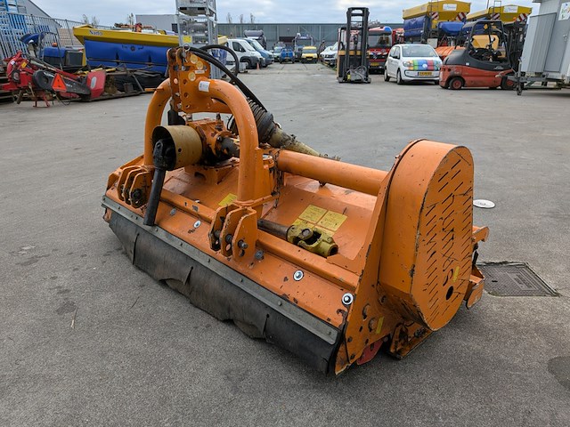 Klepelmaaier, humus, a 180 h, 2014 - afbeelding 13 van  17