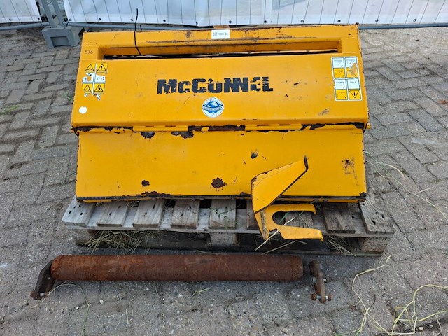 Klepelmaaier mcconnel, bouwjaar 2011 - afbeelding 1 van  11