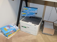 Kleurenprinter brother type hl-l3210cw met extra toners en papier.