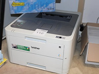 Kleurenprinter brother type hl-l3210cw met extra toners en papier. - afbeelding 2 van  2