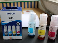 Kleurenprinter epson et-2871 met extra printvloeistof. - afbeelding 5 van  5