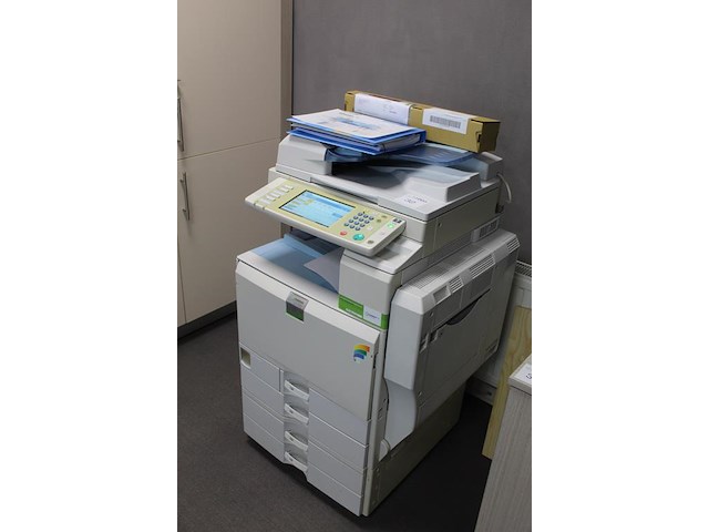 Kleurenprinter/copier green c-3001. let op. staat op eerste etage - afbeelding 4 van  4