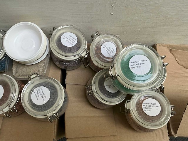 Kleurstalen - afbeelding 4 van  4