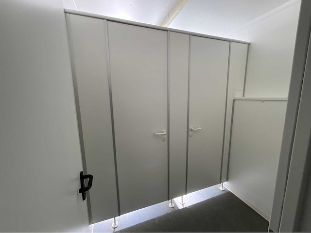 Kleusberg solid typ 10 sanitair unit - afbeelding 6 van  9