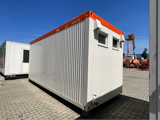 Kleusberg solid typ 10 sanitair unit - afbeelding 3 van  9