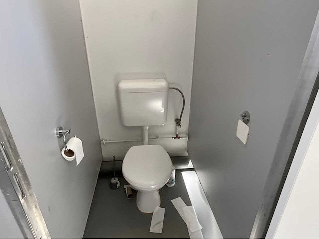 Kleusberg solid typ 10 sanitair unit - afbeelding 3 van  13
