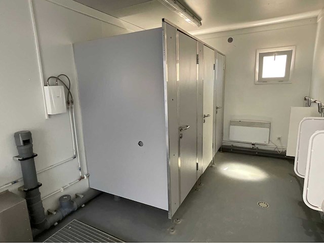 Kleusberg solid typ 10 sanitair unit - afbeelding 13 van  13