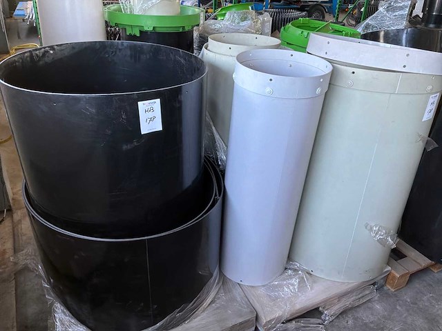 Kleventa partij ventilatie-/en dakmateriaal - afbeelding 8 van  13