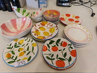 &klevering - servies (25x) - afbeelding 1 van  2