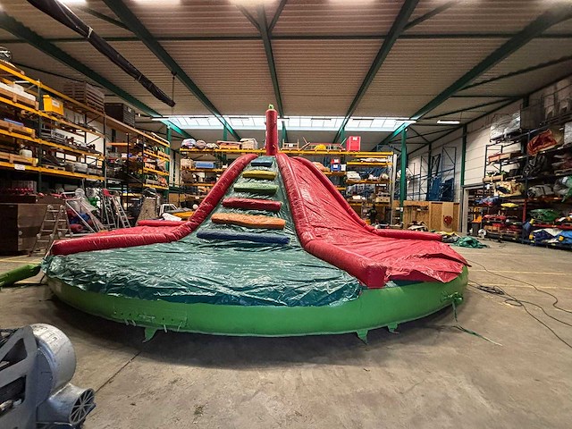 Klim-glijbaan vulkaan - afbeelding 2 van  8