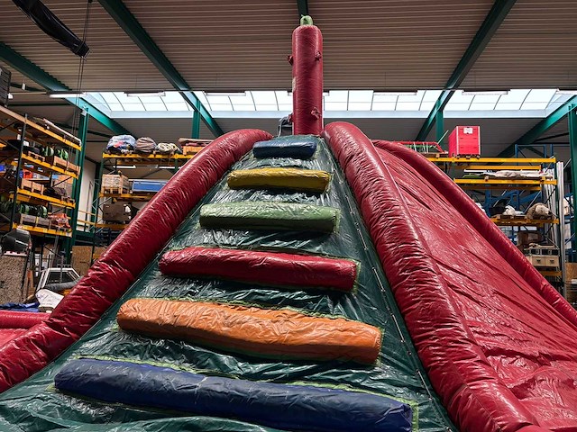 Klim-glijbaan vulkaan - afbeelding 6 van  8