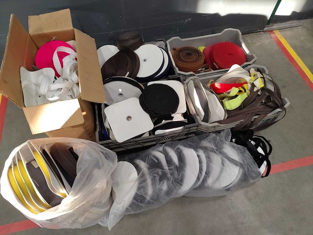 Klittenband/velcro hard en zacht - afbeelding 1 van  6