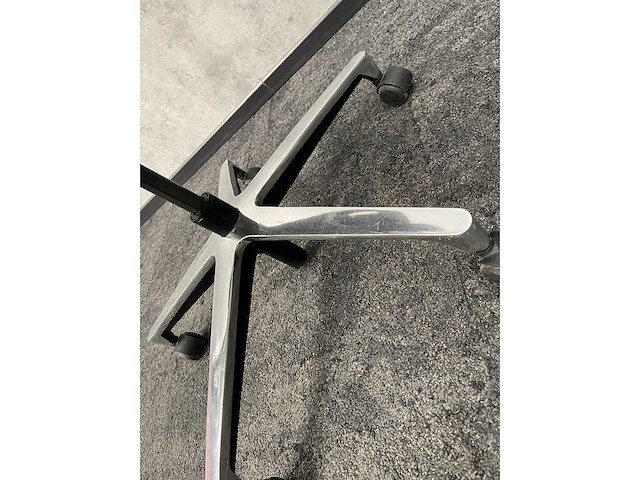 Klöber - ergonomische bureaustoel - taupe - afbeelding 4 van  9