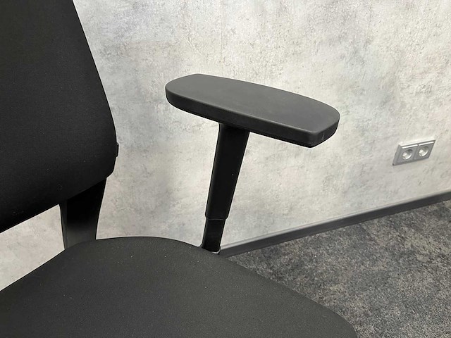 Klöber - ergonomische bureaustoel - zwart - afbeelding 4 van  8