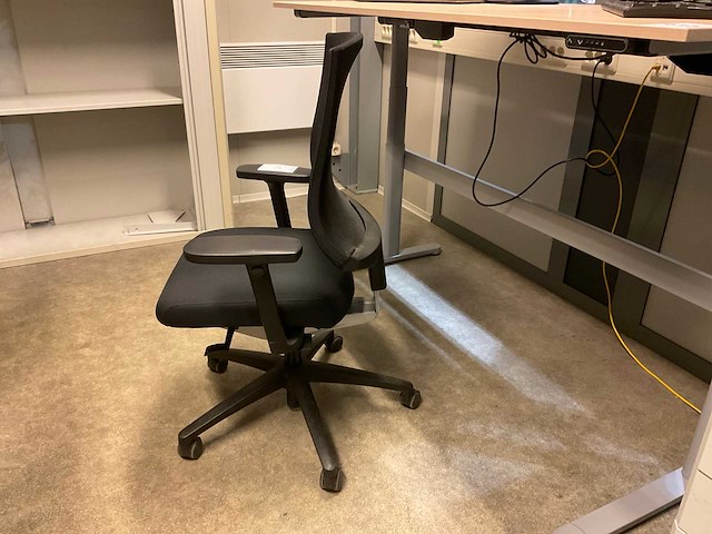 Klober bureau en bureaustoel - afbeelding 9 van  10