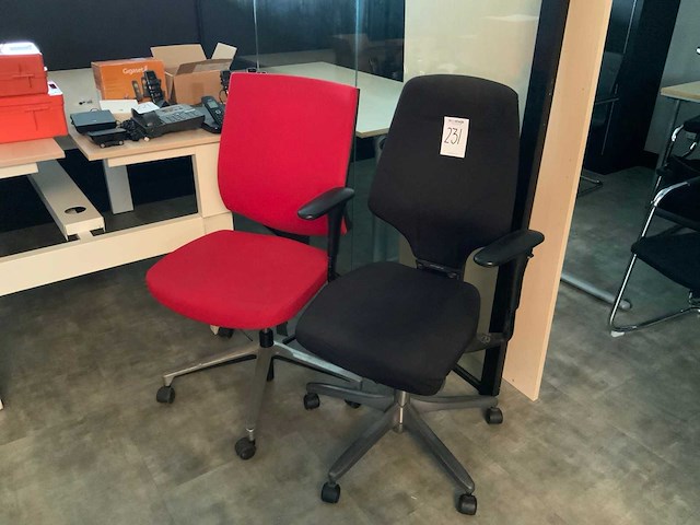 Klöber bureaustoelen (2x) - afbeelding 1 van  1