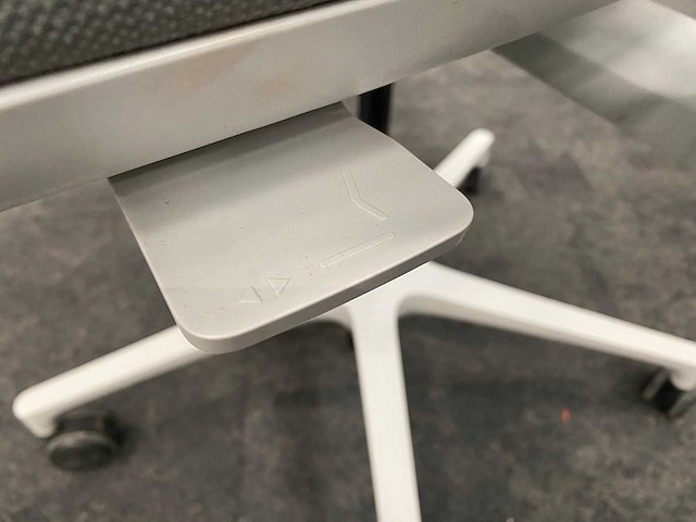 Klöber connex2 - ergonomische bureaustoel - afbeelding 4 van  16