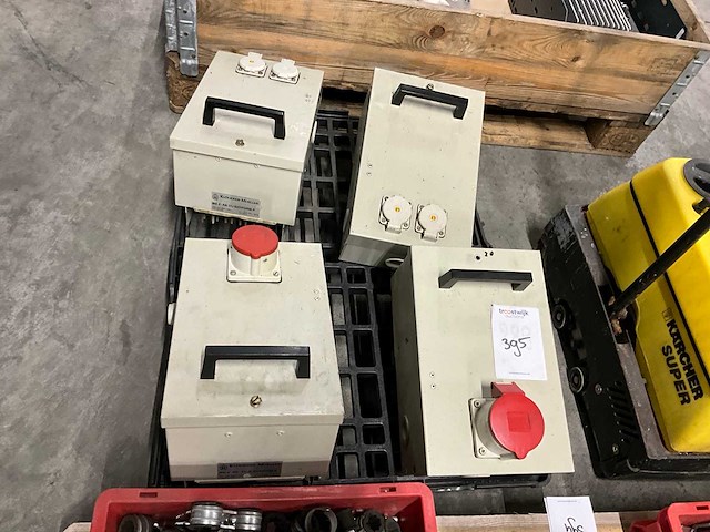 Klöckner-moeller bd 2-ak 21/ s 27/form p canalis wandcontacdozen (4x) - afbeelding 1 van  5