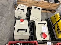 Klöckner-moeller bd 2-ak 21/ s 27/form p canalis wandcontacdozen (4x) - afbeelding 1 van  5