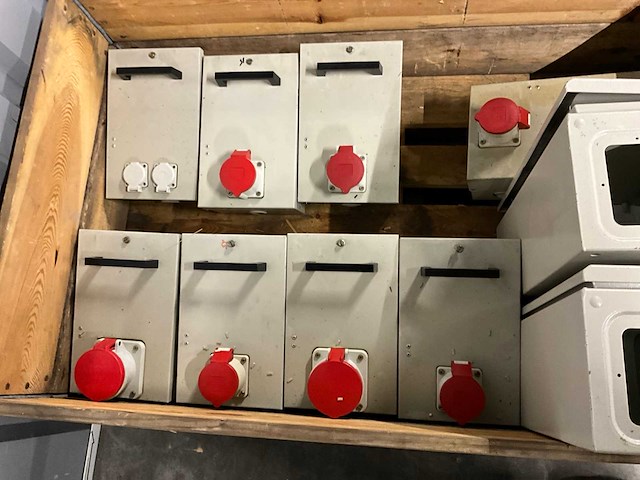 Klockner moeller canalis koppelkasten en divers (8x) - afbeelding 3 van  4