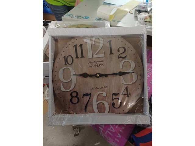 Klok 1x - afbeelding 2 van  3