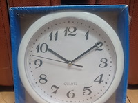Klok doorcnee 20 cm aantal 1 stuks. - afbeelding 2 van  3