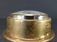 Klok in koperen montuur - afbeelding 4 van  5