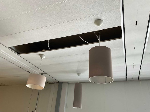 Kloosterman partij hanglampen, 11 stuks - afbeelding 4 van  7