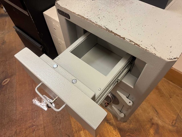 Kluis (2x) - afbeelding 6 van  6