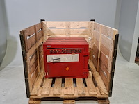 Kluis, lips - afbeelding 1 van  10