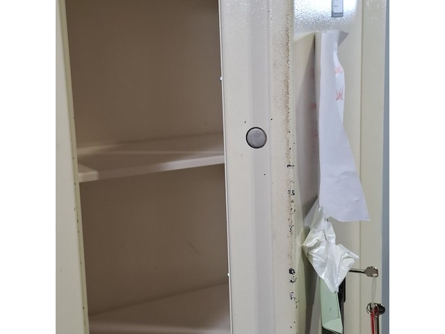 Kluis, lips - afbeelding 8 van  10