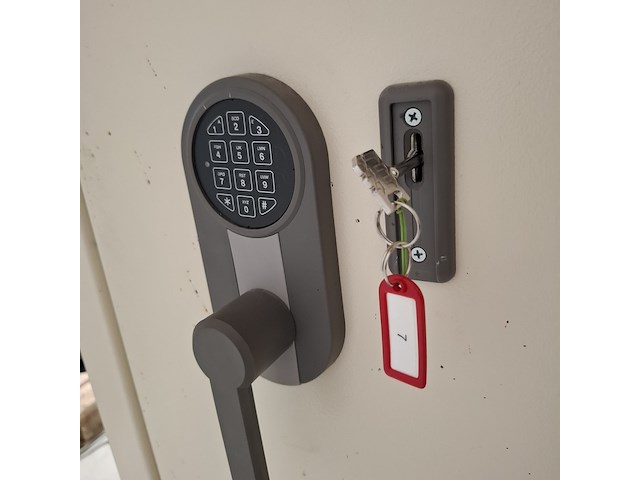 Kluis, lips - afbeelding 10 van  10