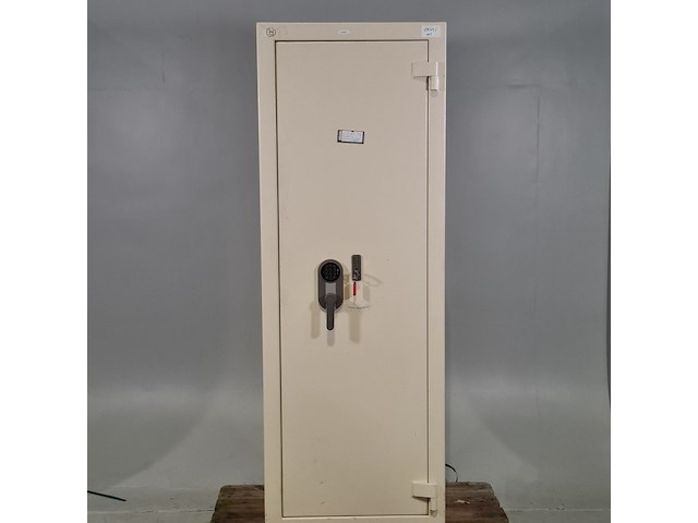 Kluis, lips - afbeelding 1 van  8