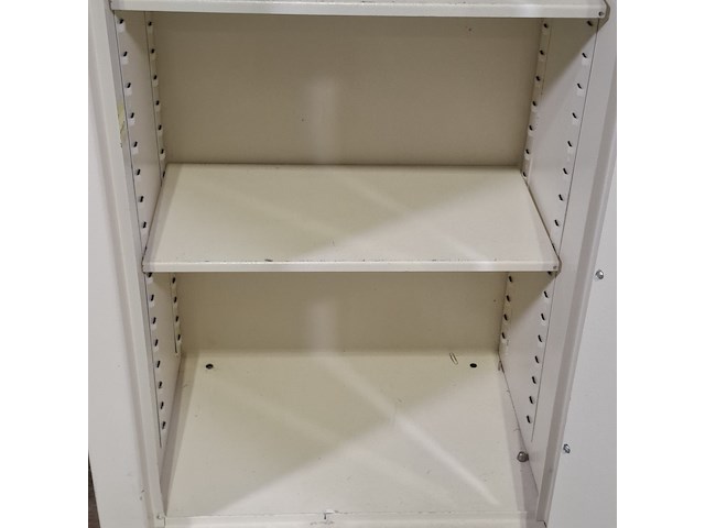 Kluis, lips - afbeelding 5 van  8