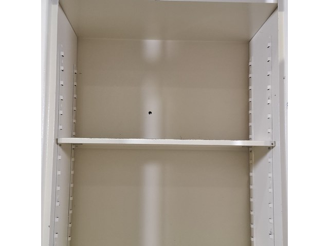 Kluis, lips - afbeelding 7 van  8