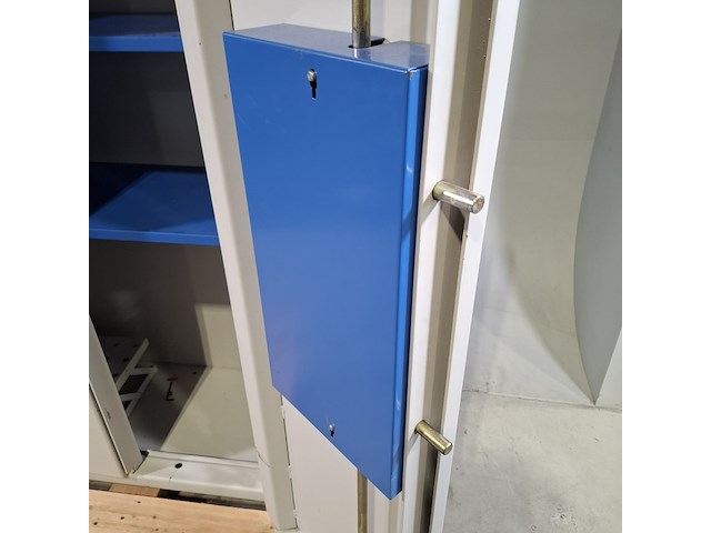 Kluis, rosengrens - afbeelding 7 van  7